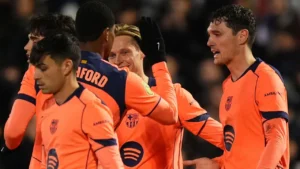 مباراة فياريال وبرشلونة في الدوري الإسباني 2025-2026 تحدد جدول النقل والمنافسة بين الفريقين